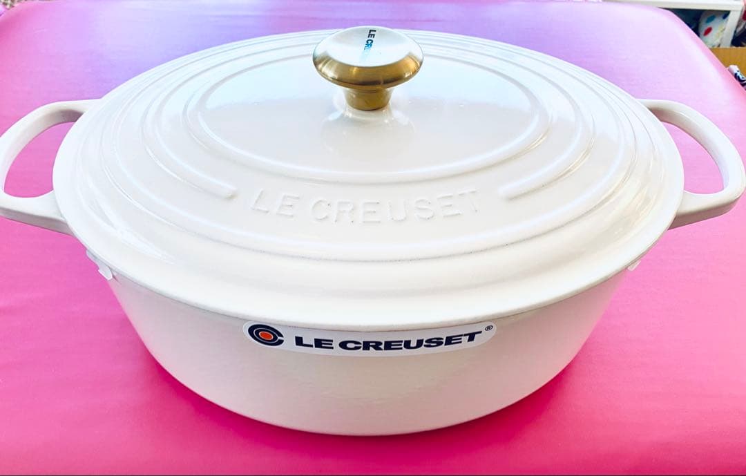 ル・クルーゼ シグニチャー ココット・オーバル 33cm クリーム