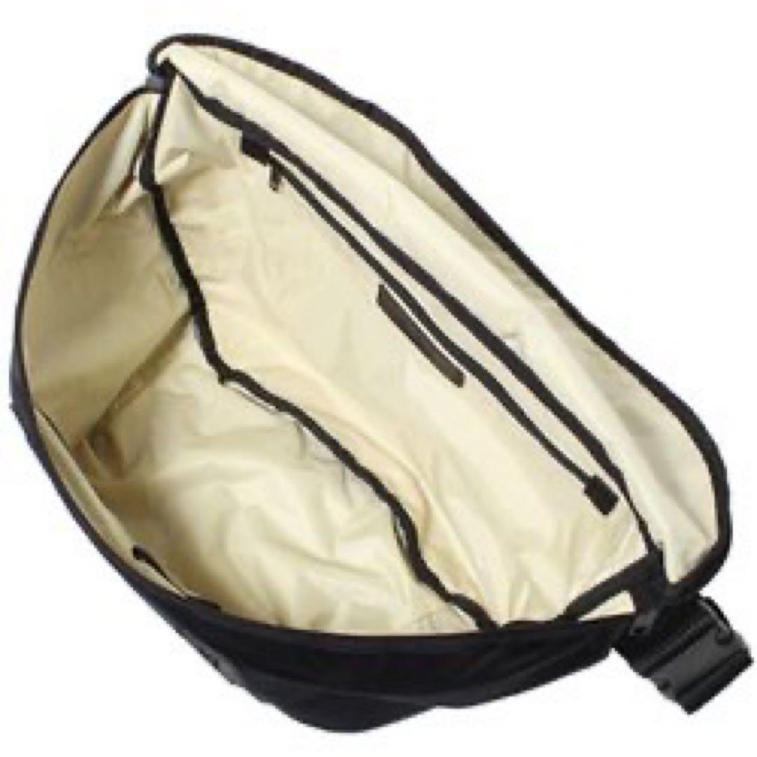 美品✨DIESEL ディーゼル BIG ラバー ロゴ ショルダーバッグ ブラック