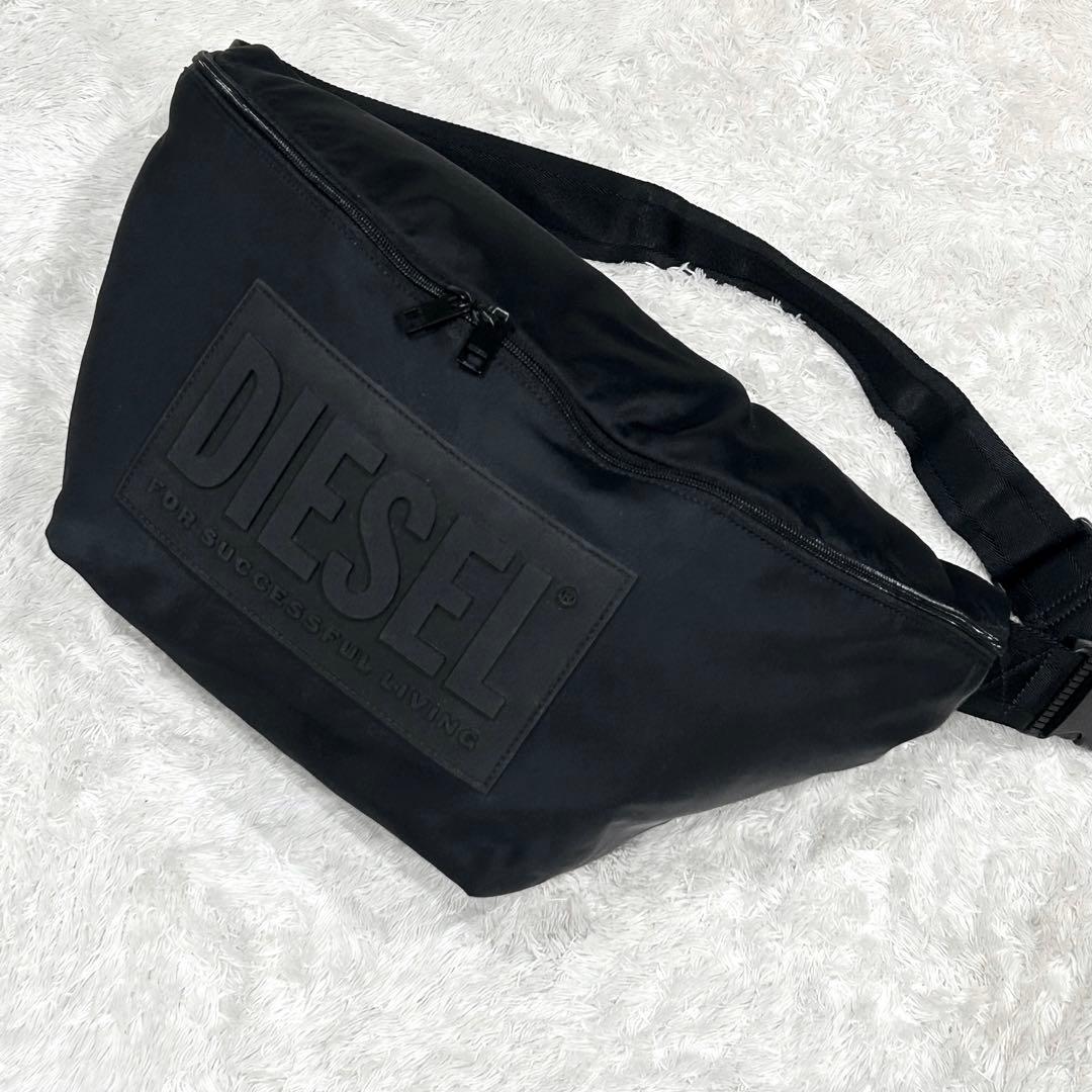 美品✨DIESEL ディーゼル BIG ラバー ロゴ ショルダーバッグ ブラック