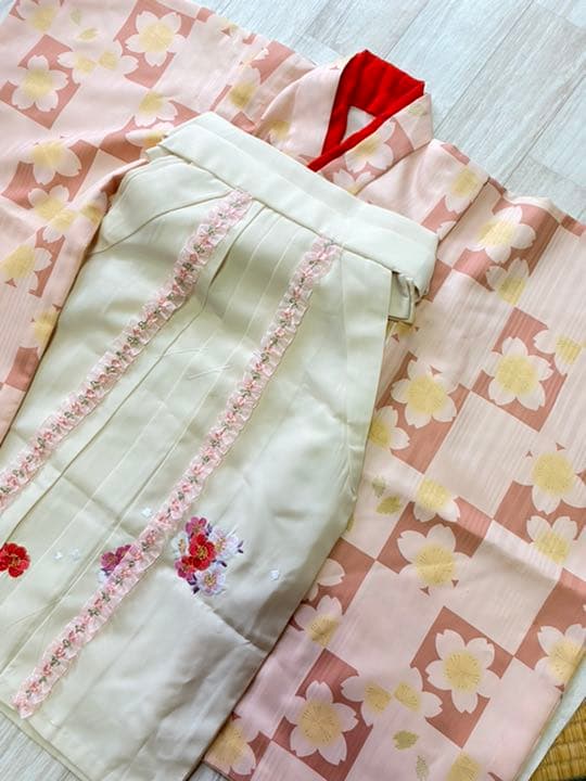 希少　三歳用　女の子　アイボリー袴セット