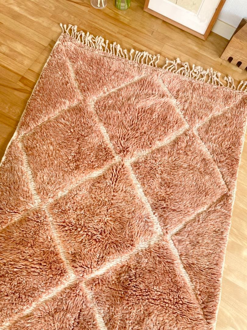 【モロッコ直輸入】手織りラグ　一点物　ベニワレン　美品