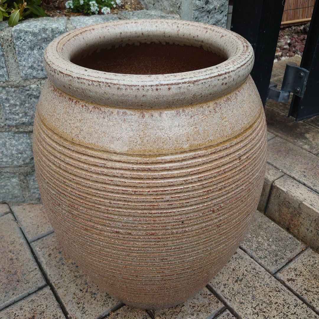 信楽焼　壺型千段傘立