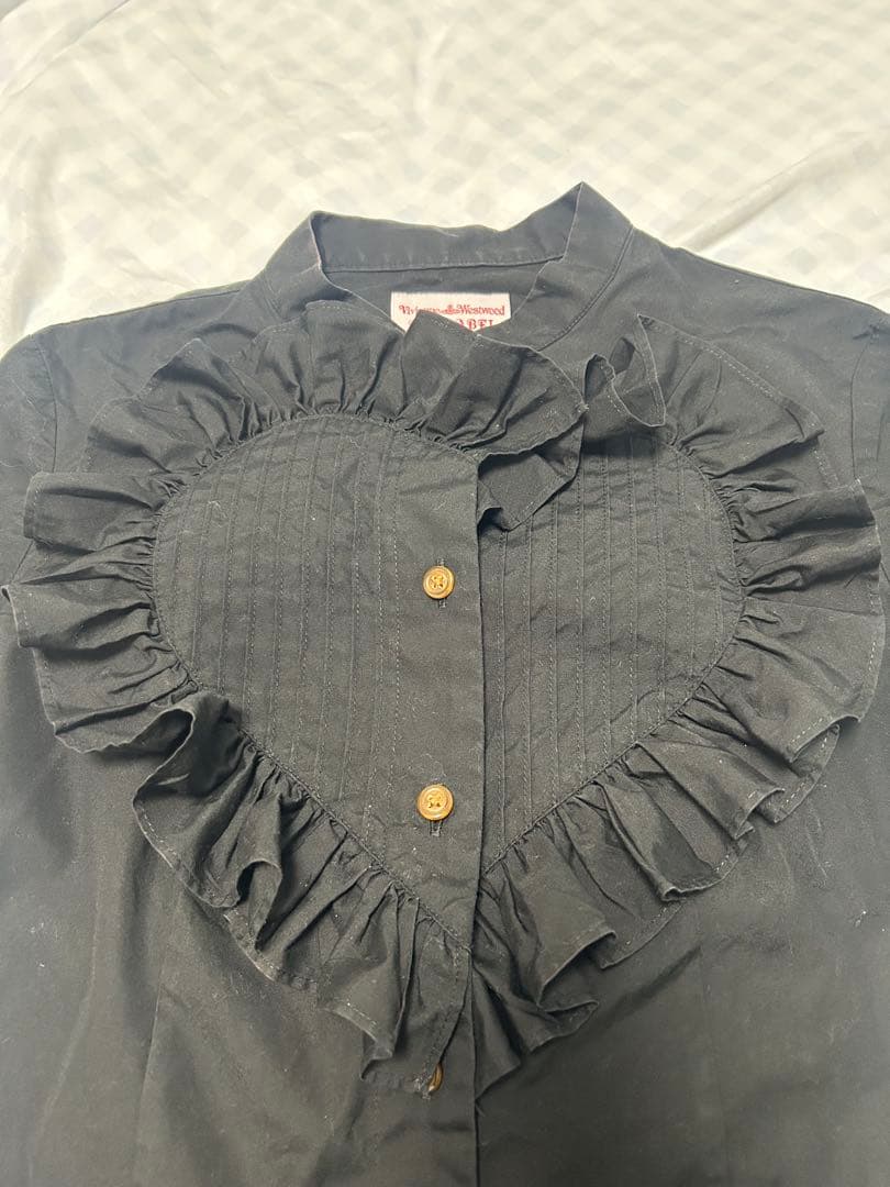 ★値下げ★Vivienne Westwood ハート型フリルシャツ