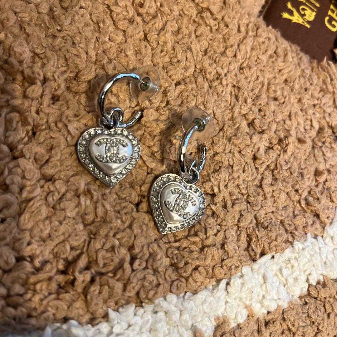 シルバー ハート型 フープピアス