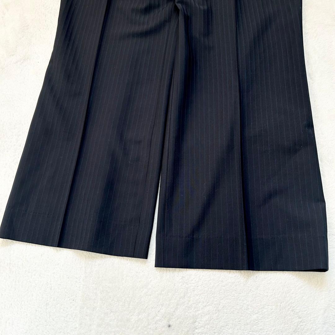 美品⭐️RU丸井、スーツ上下、濃紺色ストライブ柄、大きなサイズ21号(6L)w85