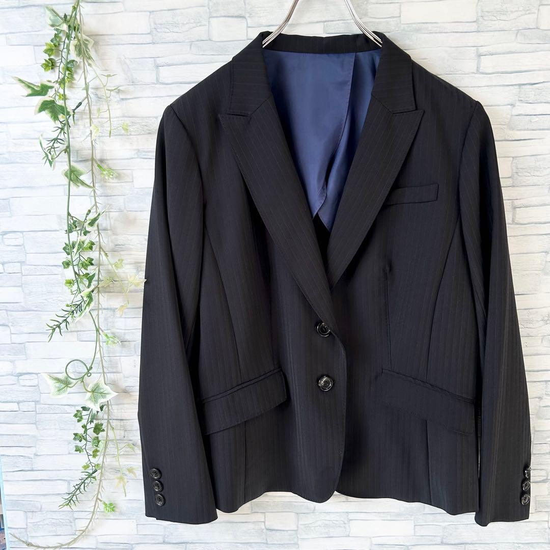 美品⭐️RU丸井、スーツ上下、濃紺色ストライブ柄、大きなサイズ21号(6L)w85