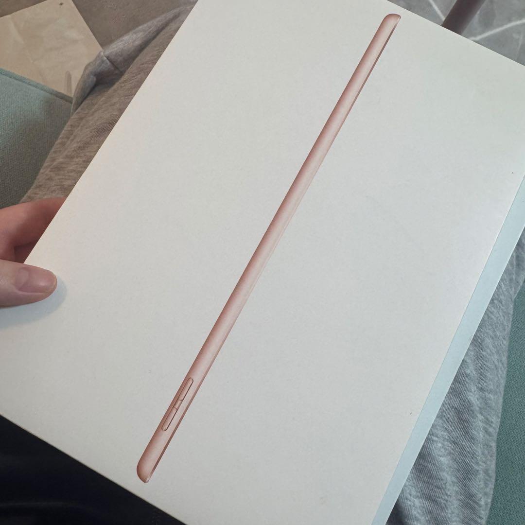 Apple iPad ゴールド 純正キーボード付き