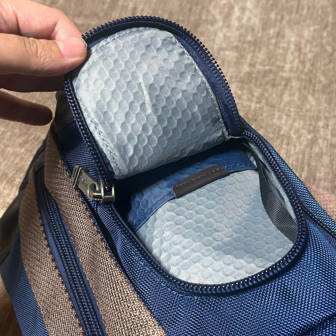 未使用　タグ付き　TUMI ALPHA BRAVO モントレー　ボディバッグ