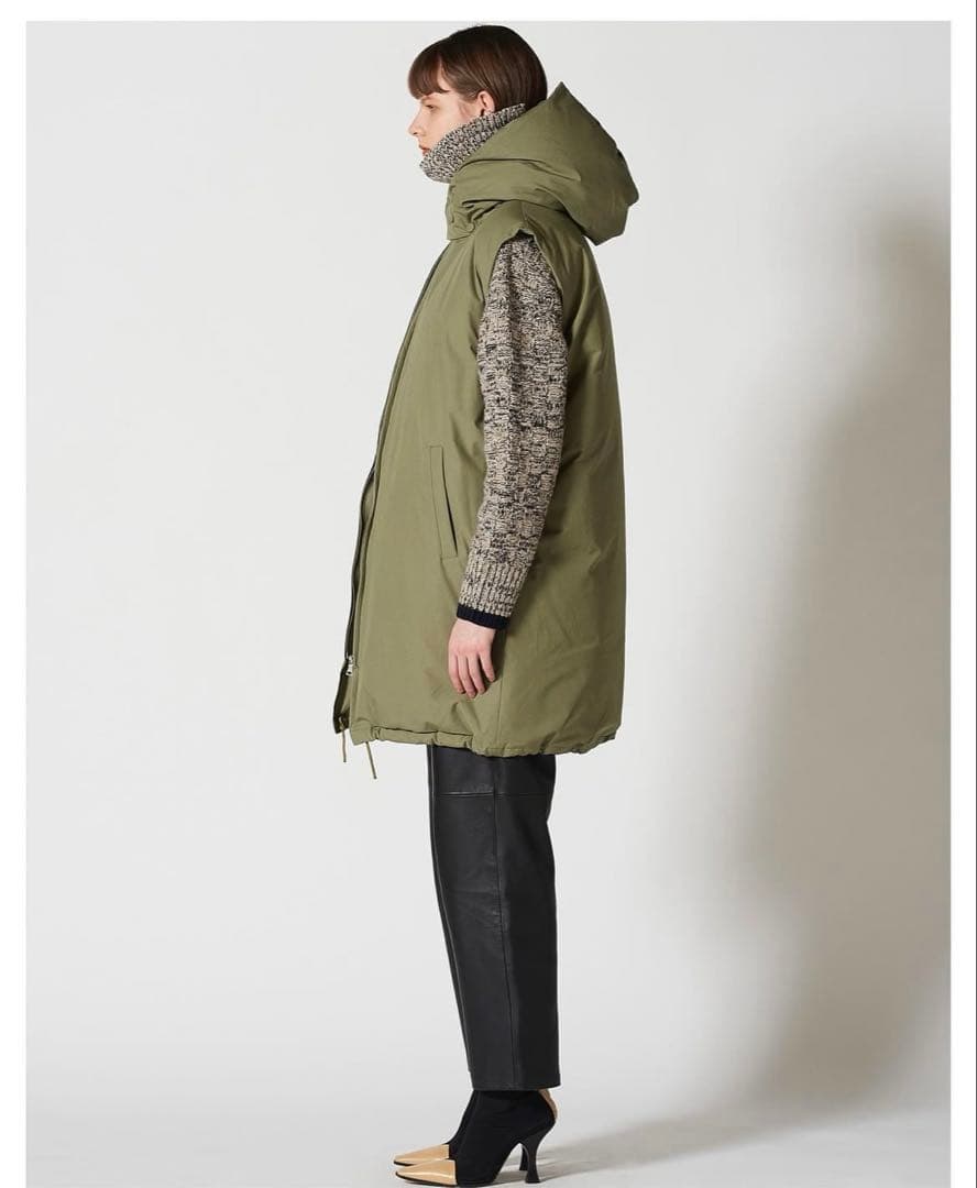 INSCRIRE / アンスクリア ダウンベスト クリーム　プリマロフト