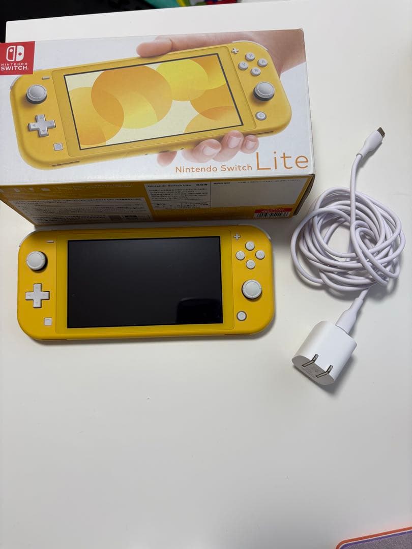 タイムセール！Nintendo Switch Lite イエロー 本体 充電器付