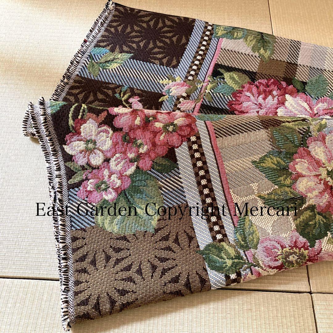 【極美品】 MIHO イタリア製 花鳥柄 ラグマット 201.5×137cm