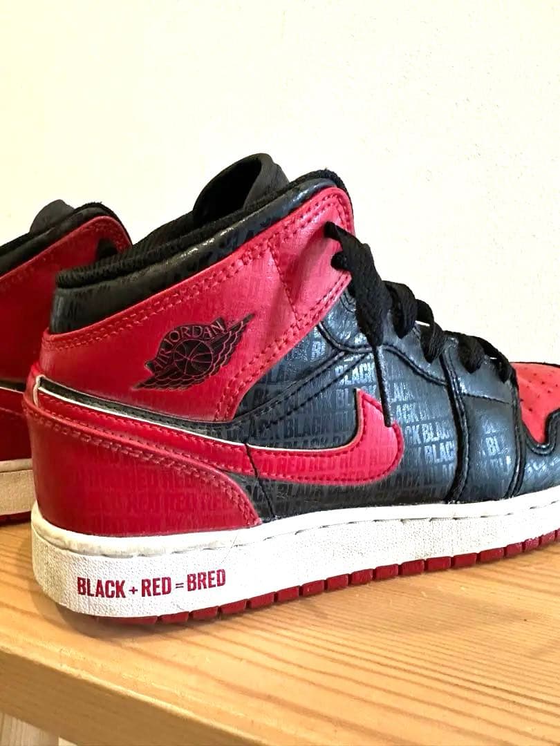 エアジョーダン 1 ブラック/レッド ハイカット