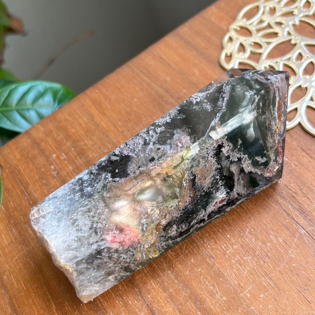 天然石 四季ガーデンクォーツ ポイント置物247g