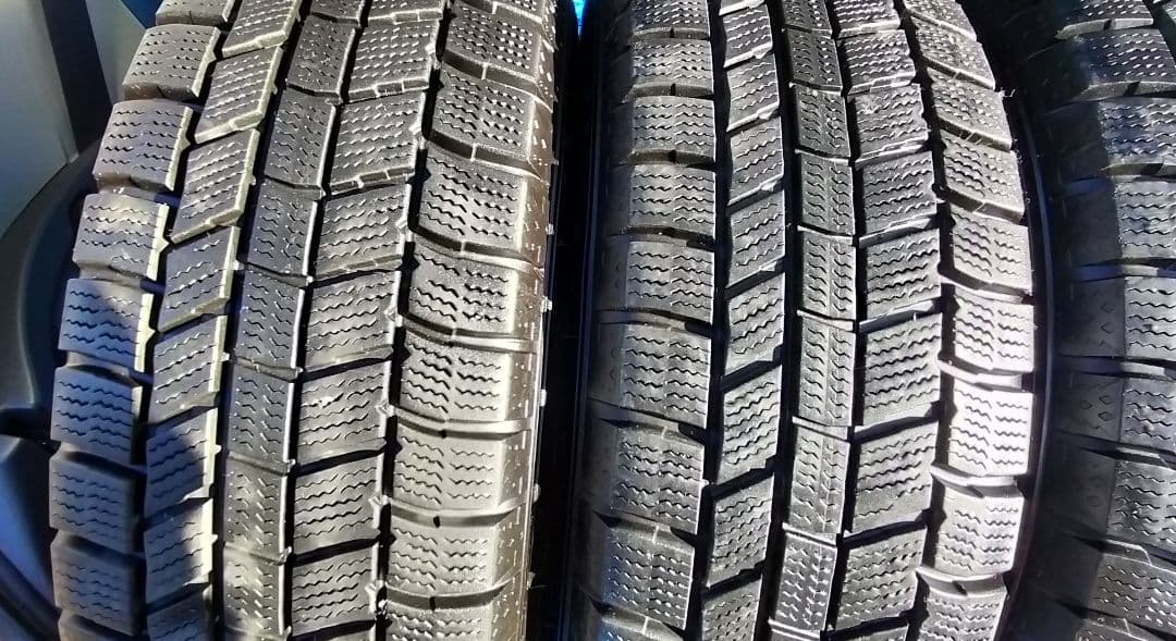 送料込み　2022年製　ノーストレックN5 14インチ 4本セット