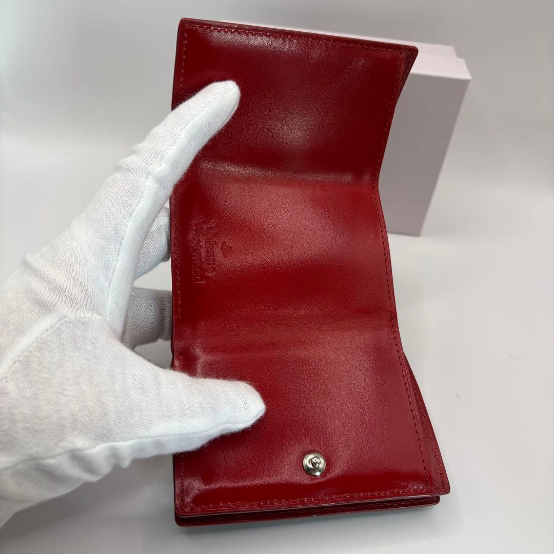 美品　vivienne westwood 三つ折り財布　ブラック　内側レッド