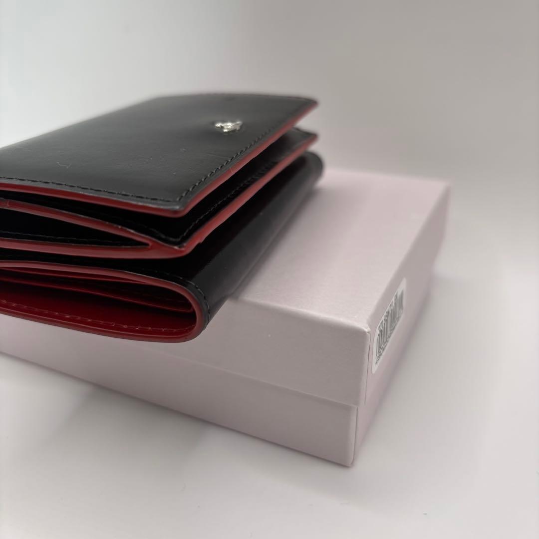 美品　vivienne westwood 三つ折り財布　ブラック　内側レッド