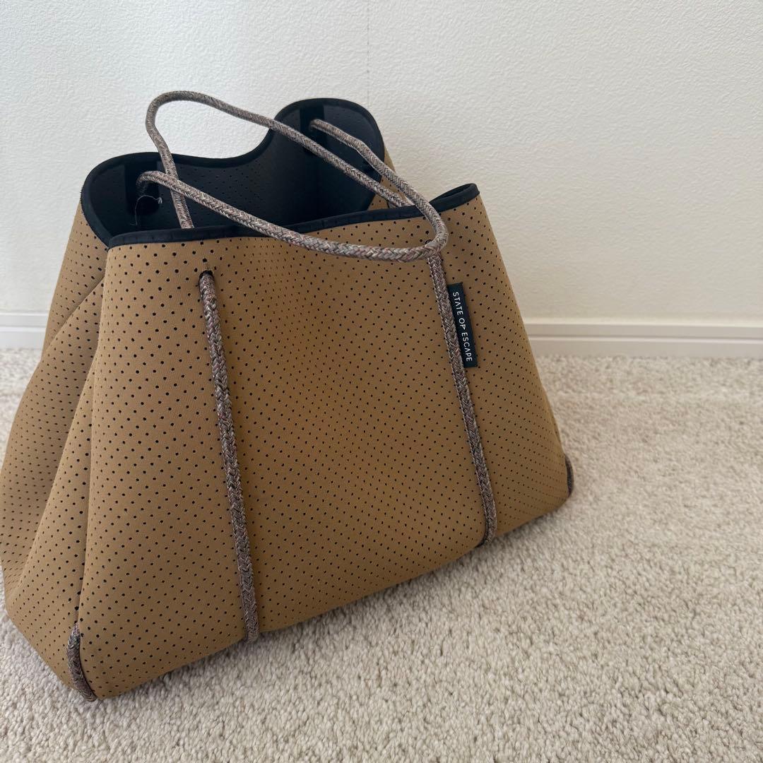 バッグ STATE OF ESCAPE ESCAPE CARRYALL TOTE M