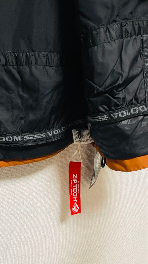 【新品未使用】◇ボルコム◇ウェア・メンズ・レディース・サイズ：L