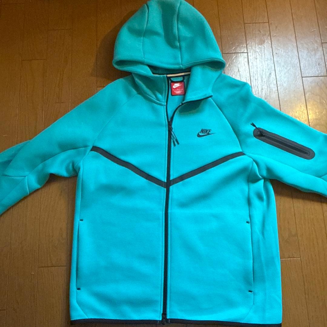 ナイキ テックフリース セントラルシーカラー