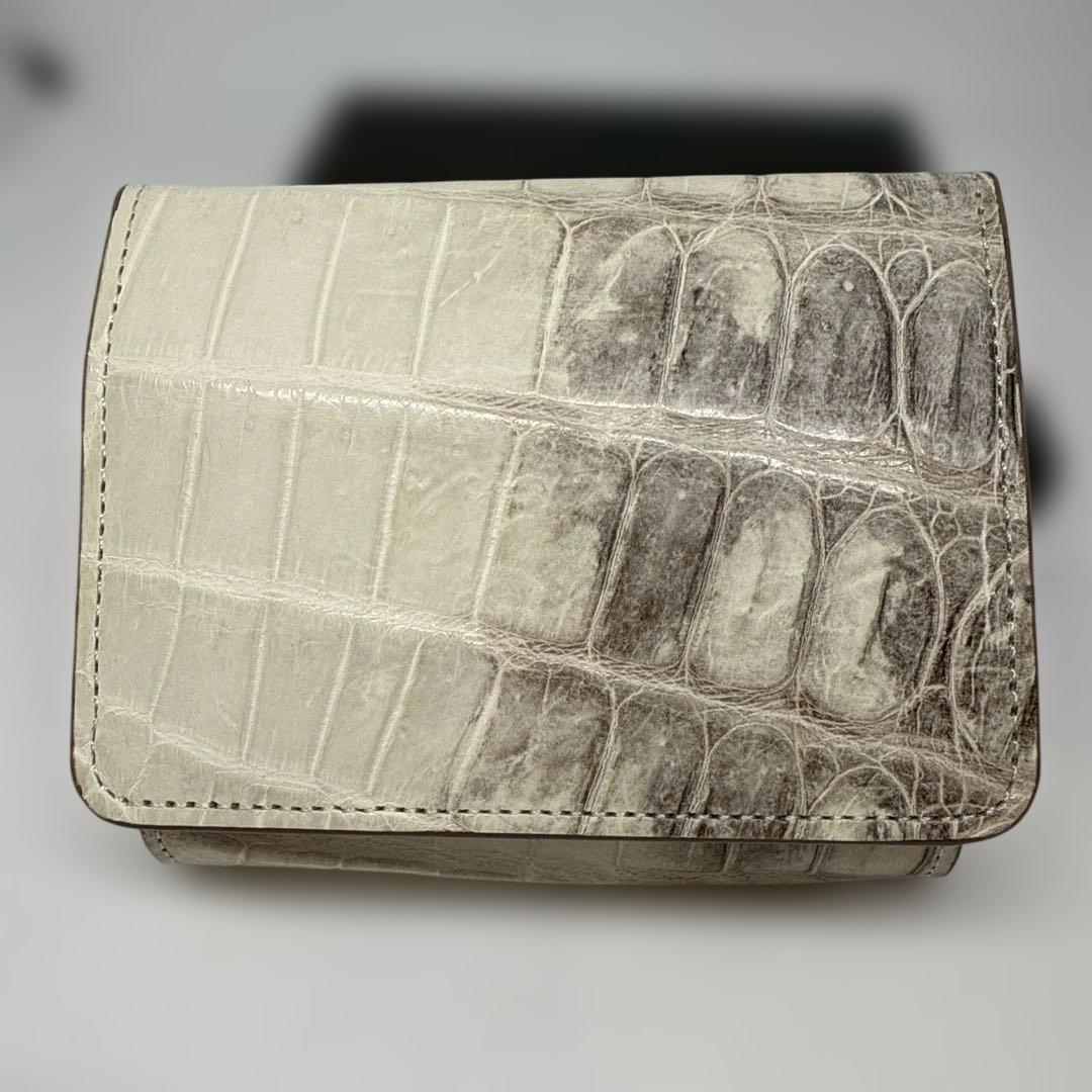 L. さん専用男女兼用クロコダイルレザー 二つ折り財布 ホワイト