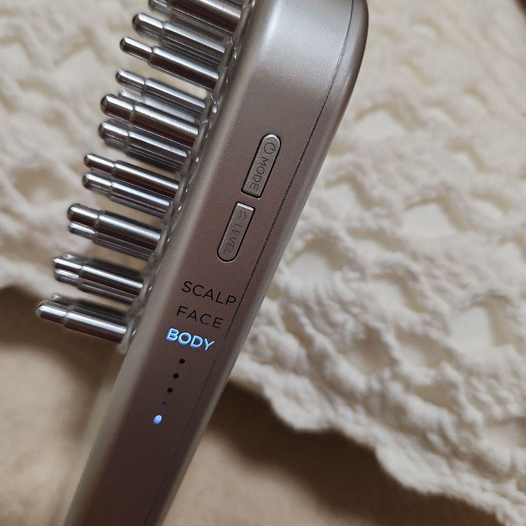値下げしました！SALONIA サロニア EMSリフトブラシ