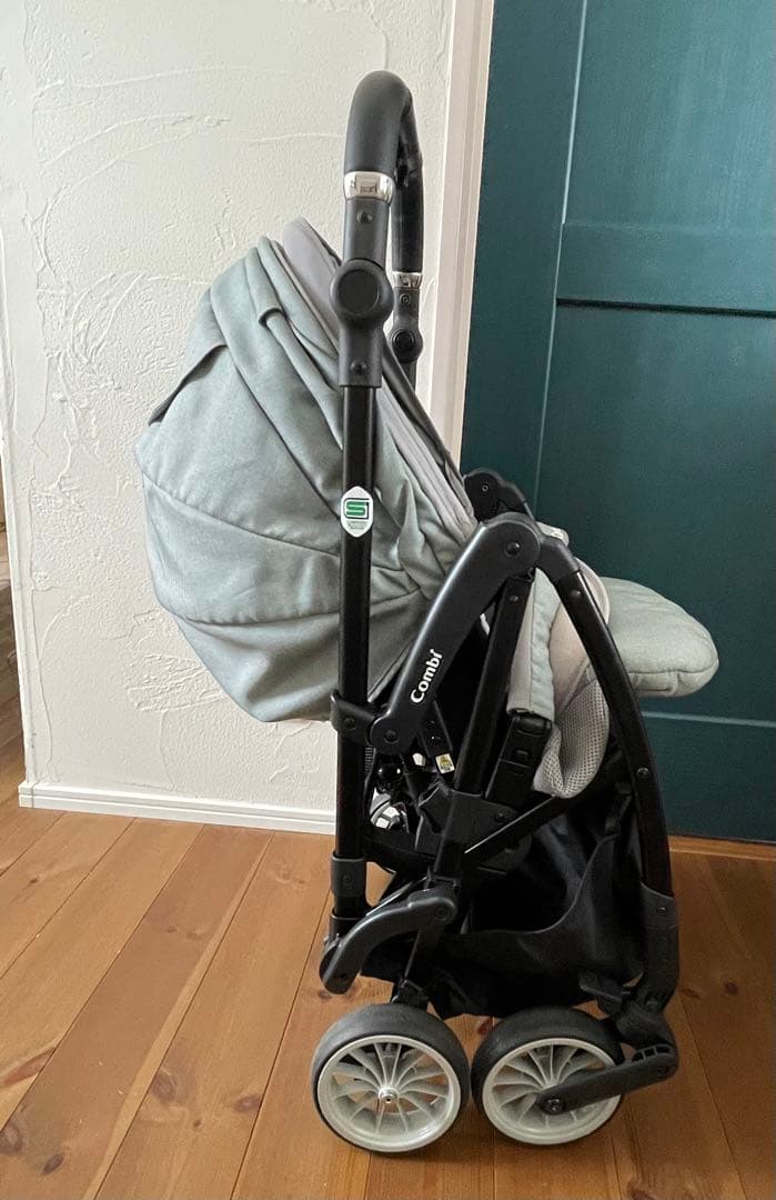 M*.様 おまけ付！美品！コンビ　スゴカルminimo ベビーカー トイホルダー