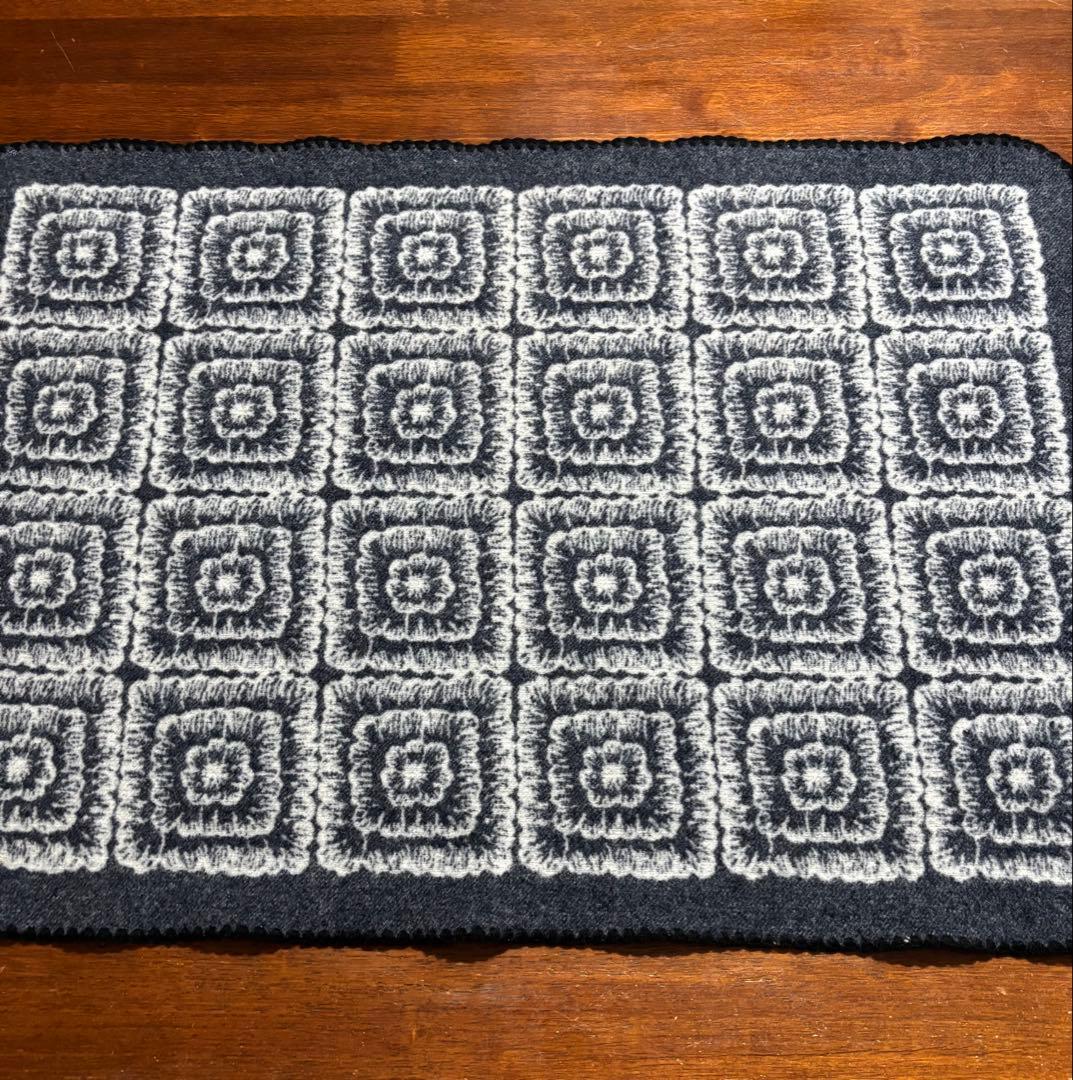 ミナペルホネン膝掛けブランケット　good old