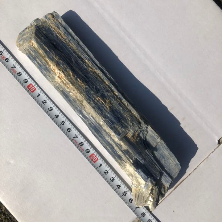 【特大】カイヤナイト 結晶