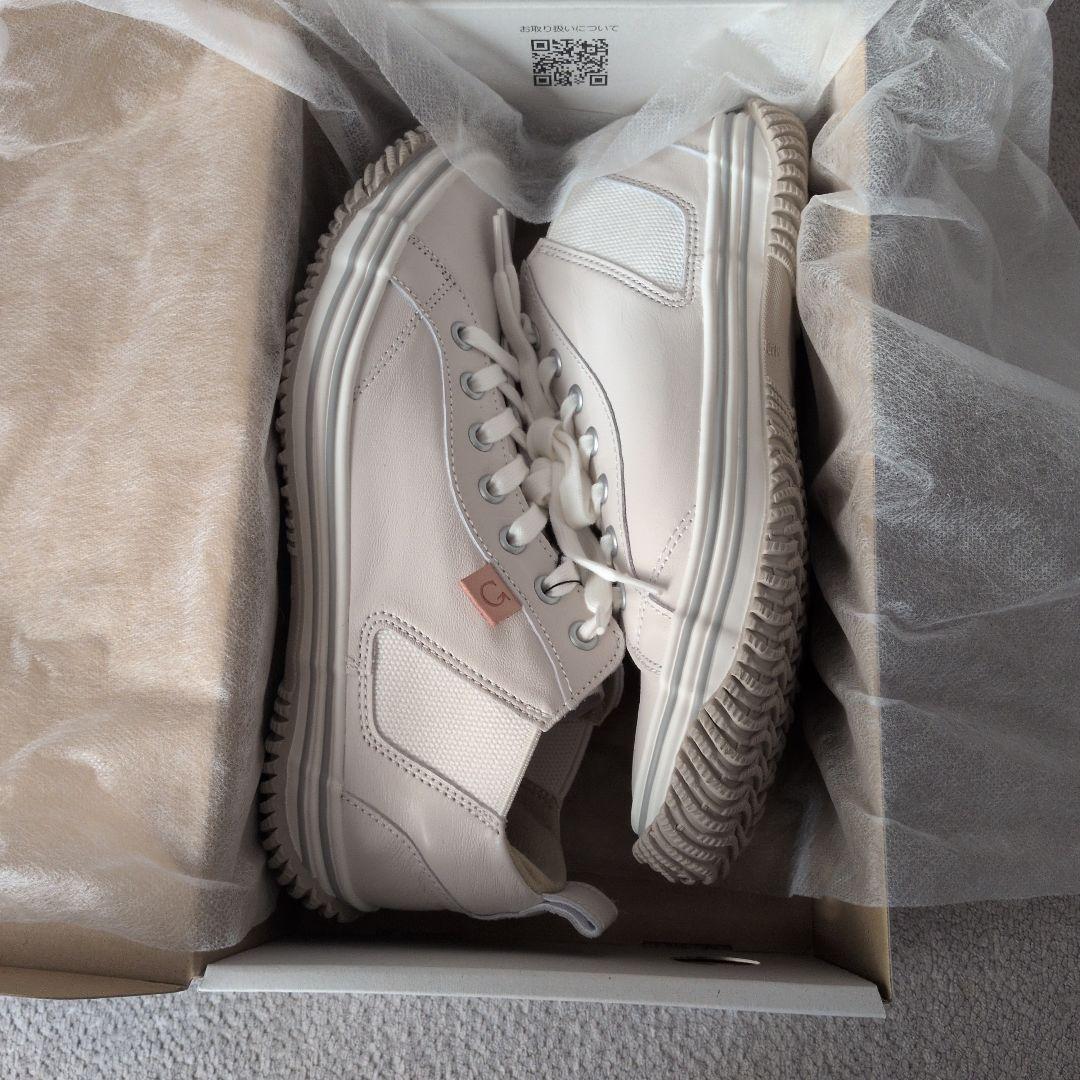 1/15お値下げ　スピングルムーブ　442 IVORY 37〜38　SS　新品