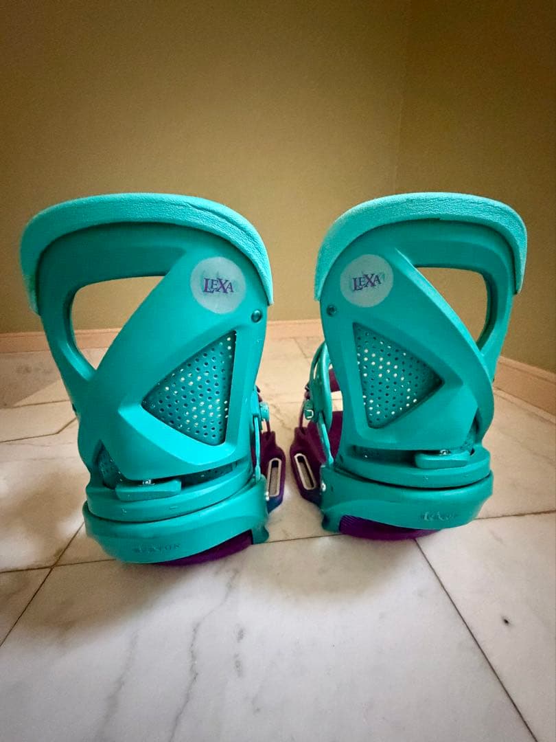 BURTON スノーボード&バインセット / Lipstick & LEXA