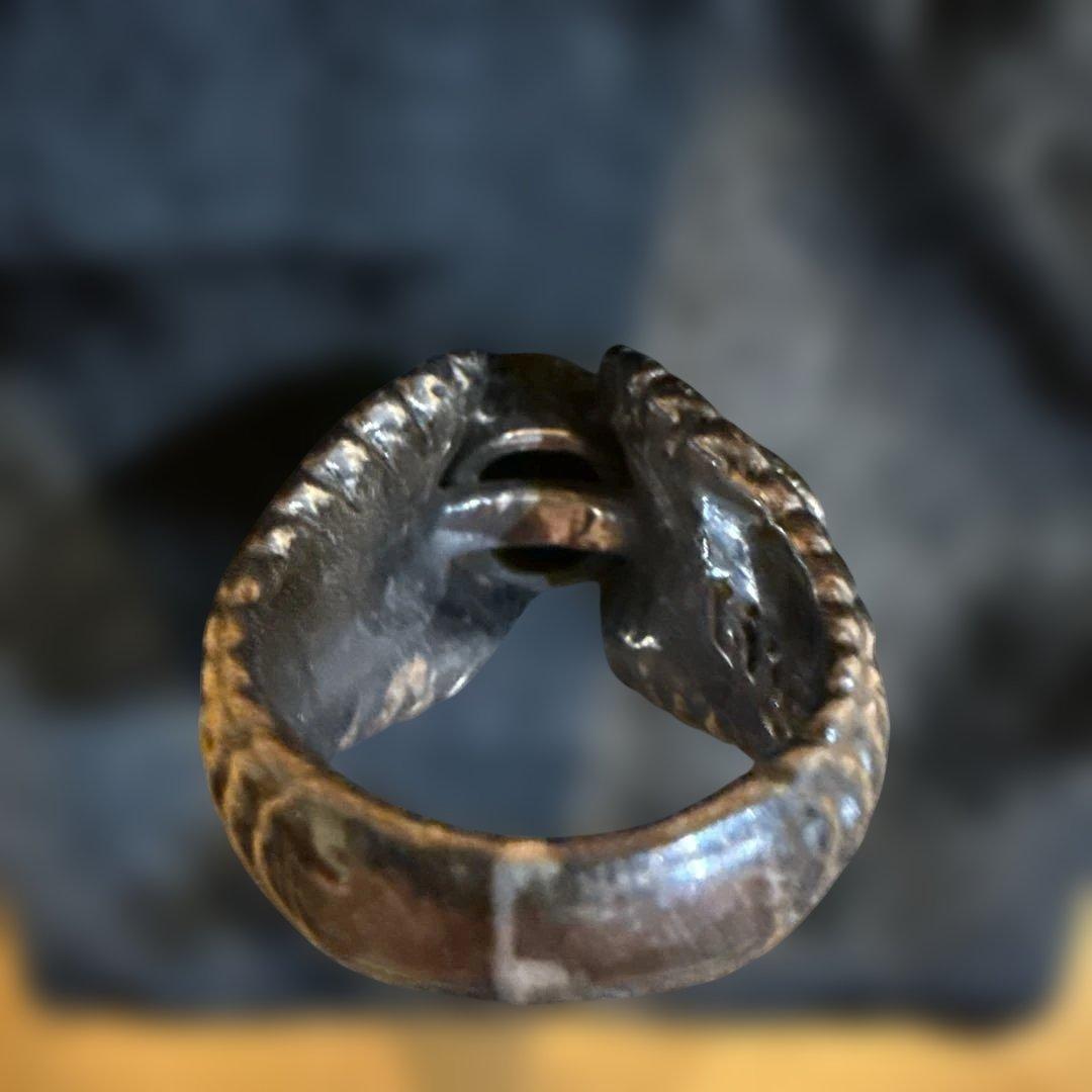 ビザール　コブラデザイン シルバーリング オニキス