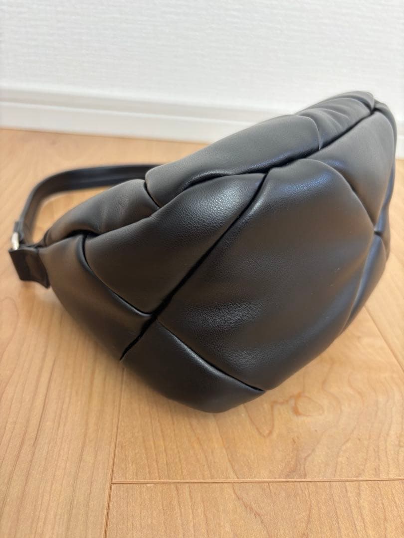 ネコ様✨YAHKI キルティング ワンショルダー バック ハンドバッグ