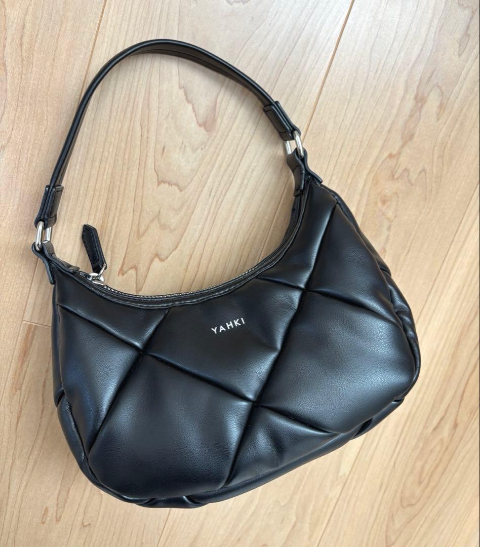 ネコ様✨YAHKI キルティング ワンショルダー バック ハンドバッグ