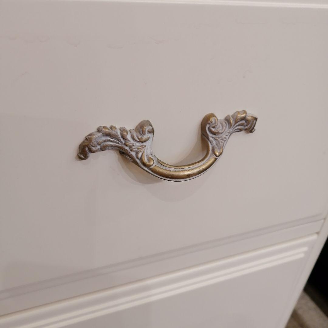 ちとせ様i+【美品】 セリーヌ チェスト 東海家具 天然木 エレガント ホワイト