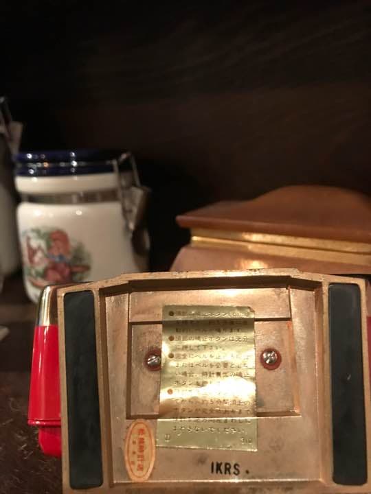 昭和レトロ  ゼンマイ式  SEIKO 金属製目覚まし時計  アンティーク