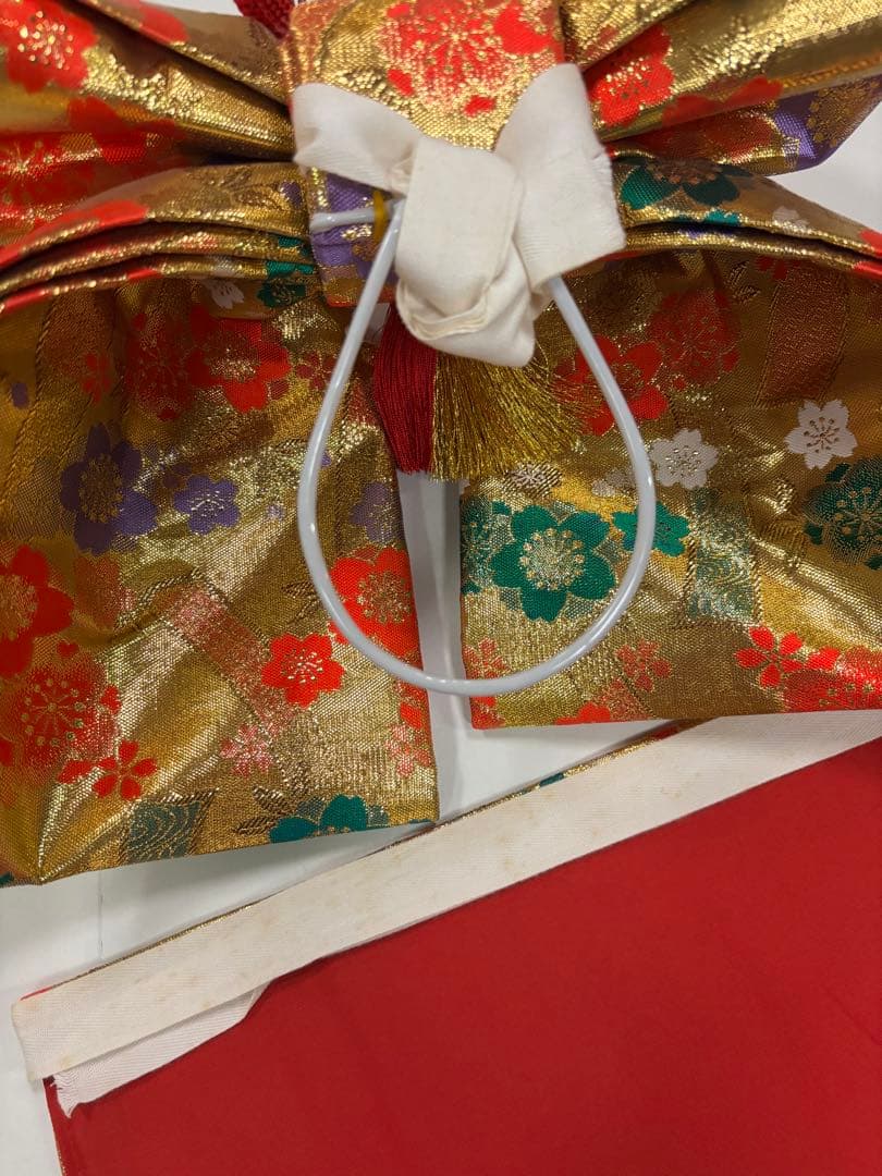 七五三　7歳女の子　着物セット　黑地に手毬と桜　市松　金刺繍