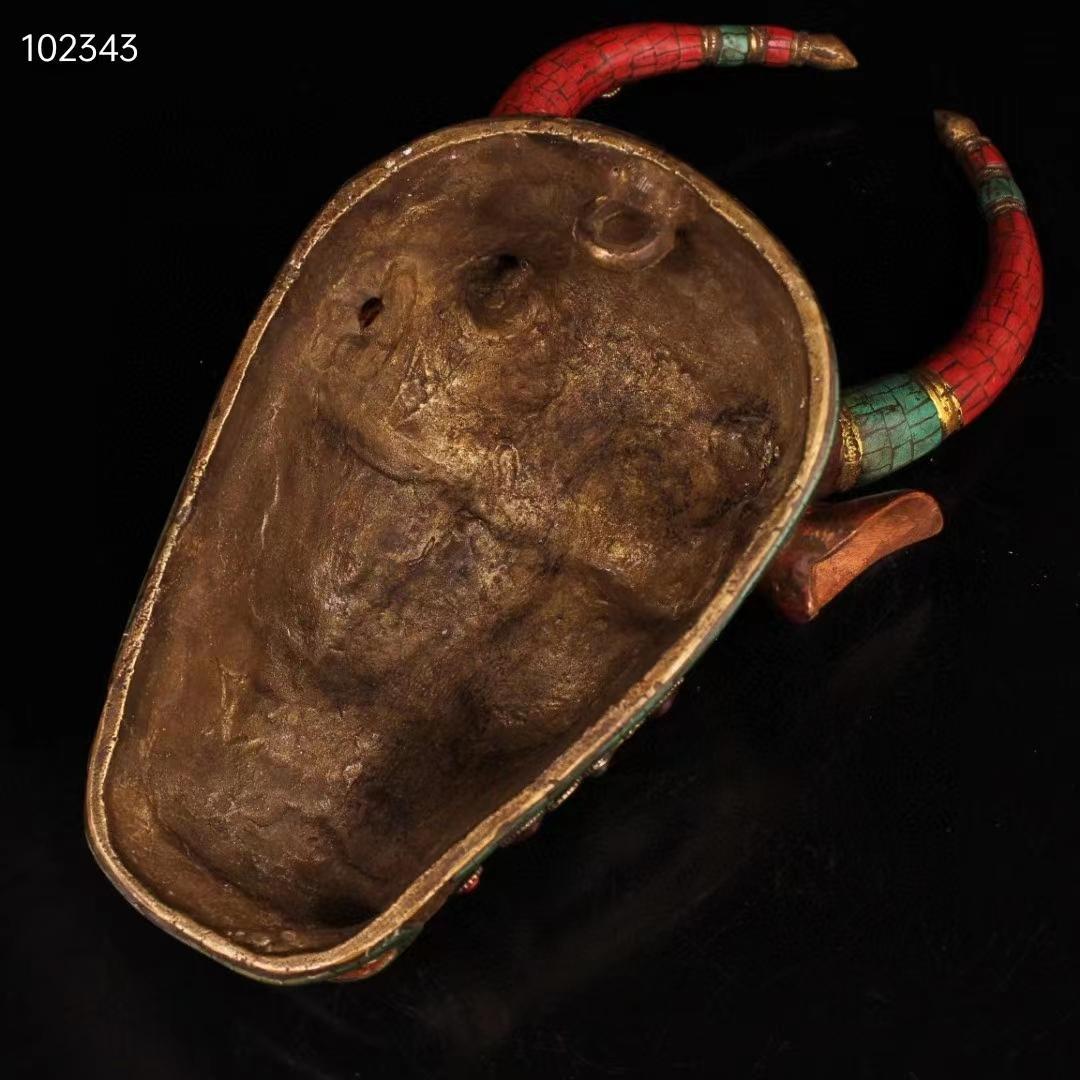 中国古美术・チベット収蔵・古純銅制・純手描き・宝石を嵌め牛頭・彩繪描金・文房置物