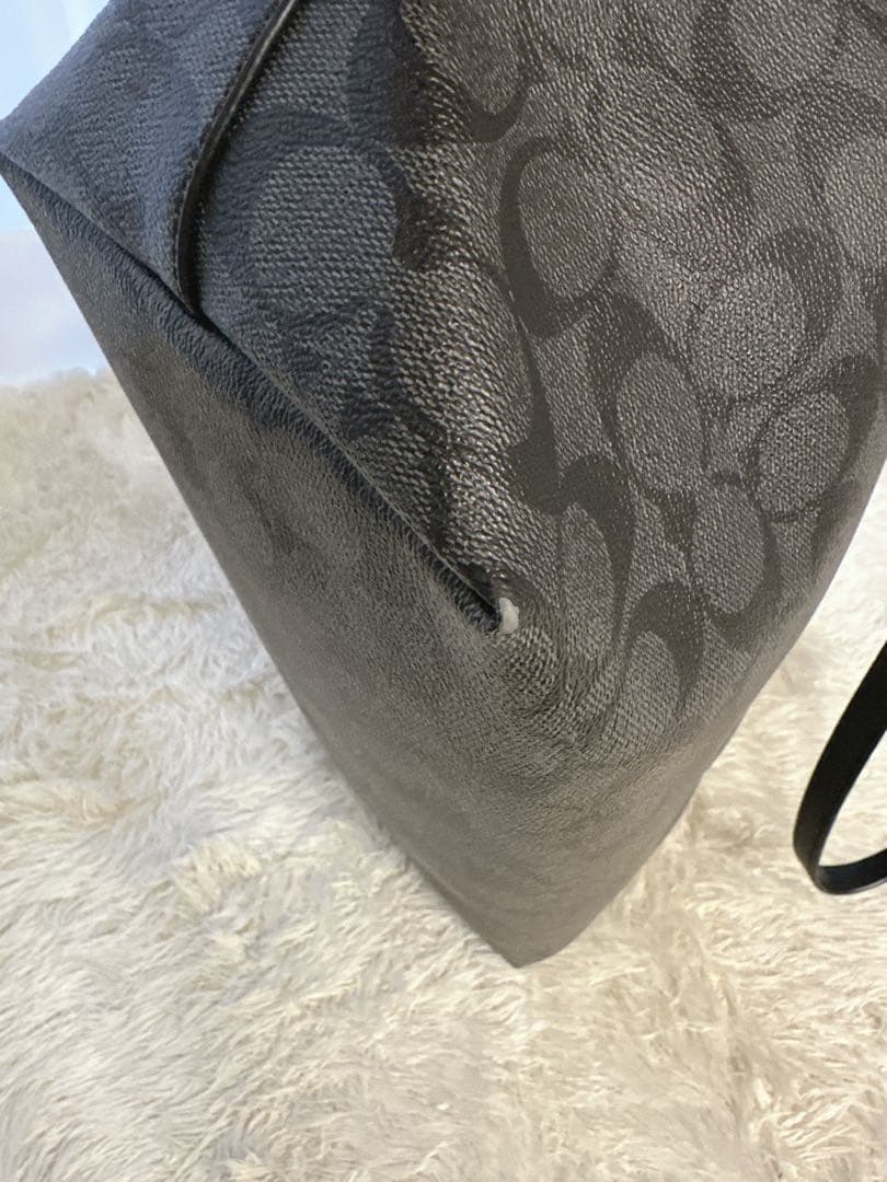 美品 コーチ トートバッグ シグネチャー ブラック PVC A4可