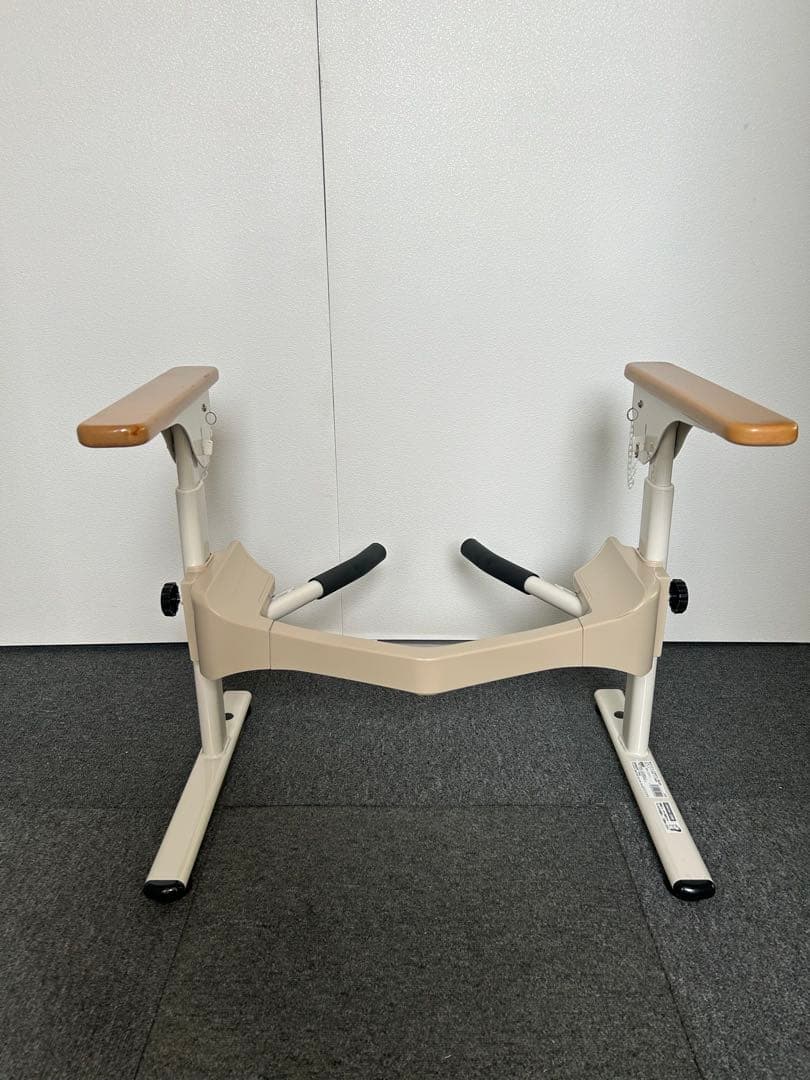 【洗浄消毒済】安寿　洋トイレ用フレーム　S-はねあげR-2　トイレ介護用品