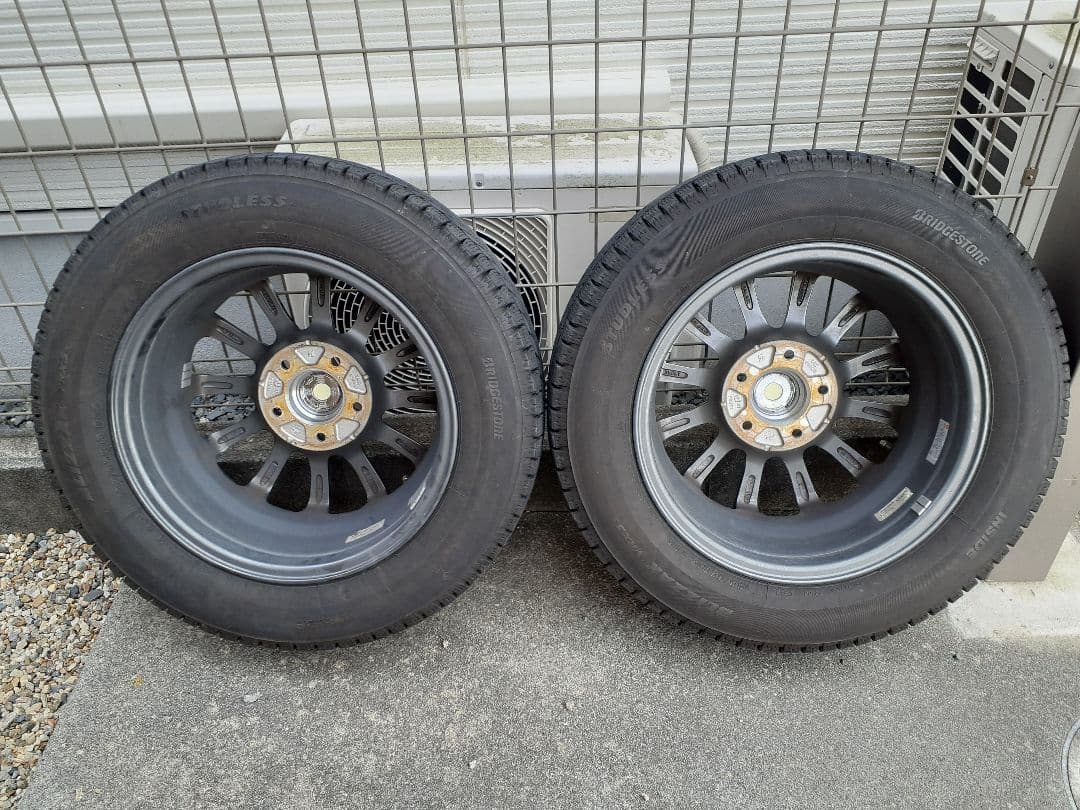 ブリヂストン 23年製 スタッドレスタイヤ 15インチ ホイールセット　フリード