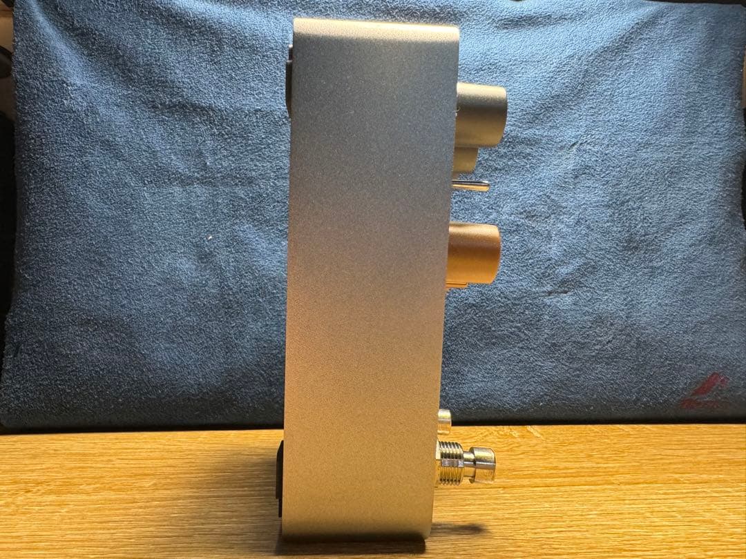 ギター Universal Audio UAFX OX STOMP