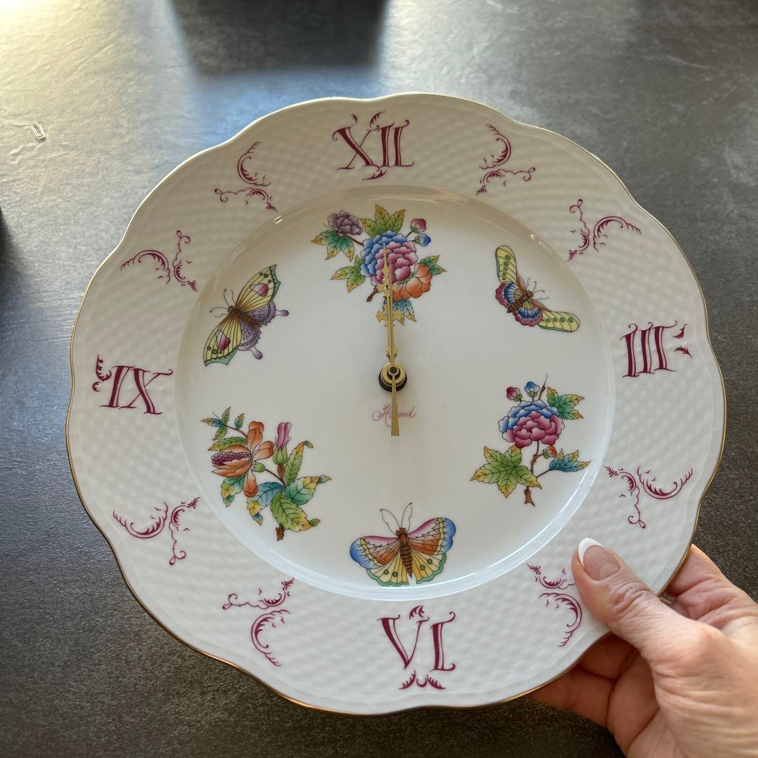 花と蝶の陶器製　壁時計　ヘレンド　ヴィクトリア