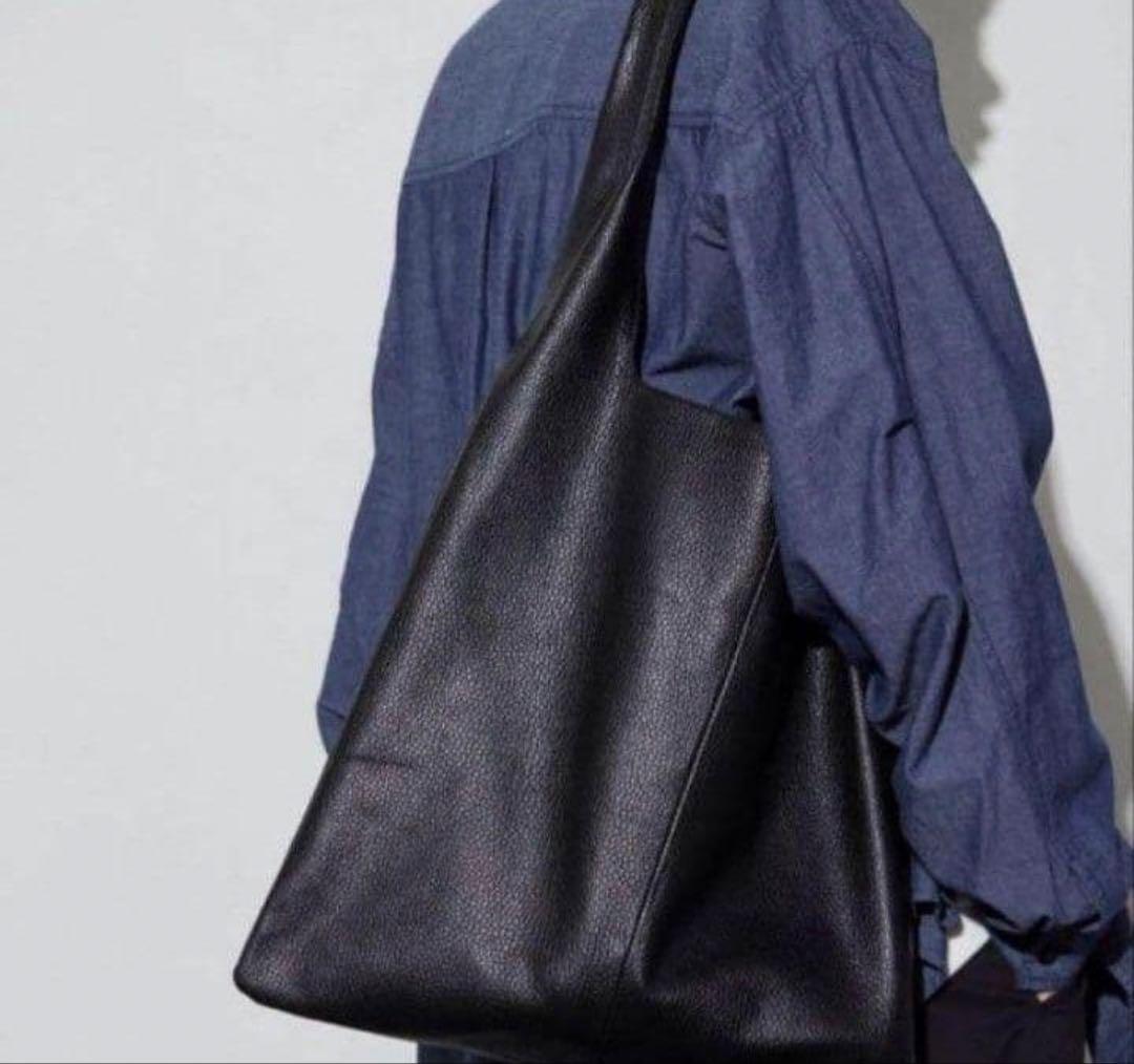 【極美品】 トートバッグ firsthand　本革 ブラック　肩掛け　撥水