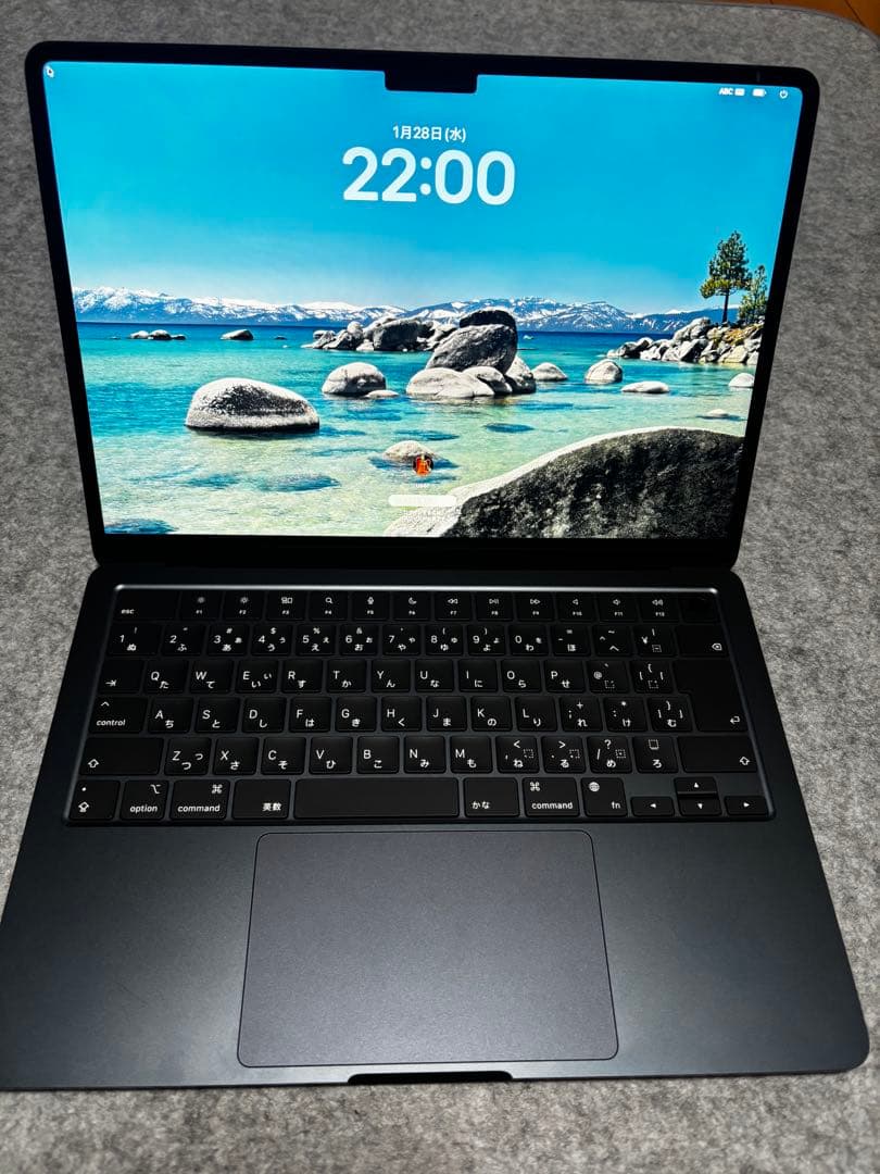 【美品】MacBookAir M2 13インチ 8GB 256GBミッドナイト