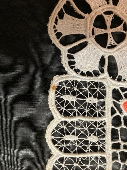 テーブルセンター　東欧雑貨　カロチャ刺繍　ハンガリー　ビンテージ　ドイリー