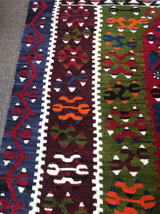 オールドキリム　生命の木デザイン