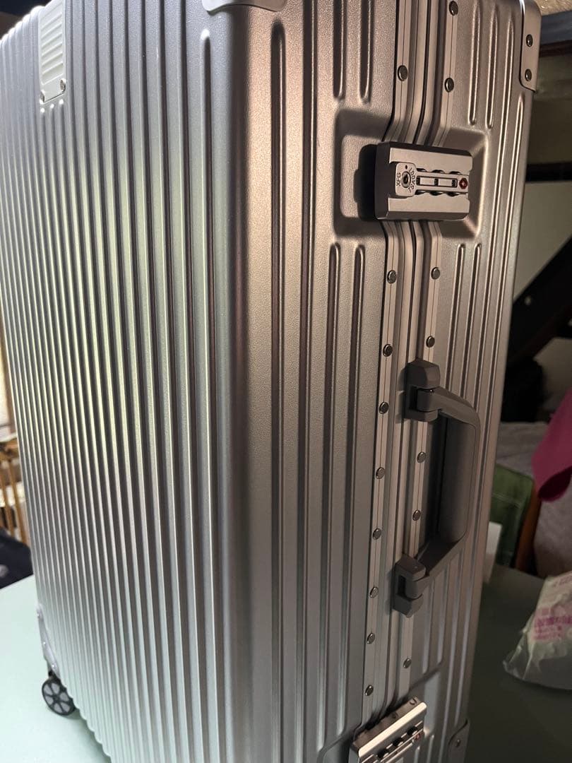 ☘️スーツケース 80L☘️アルミフレーム 大型トロリーケース 軽量 6泊7日
