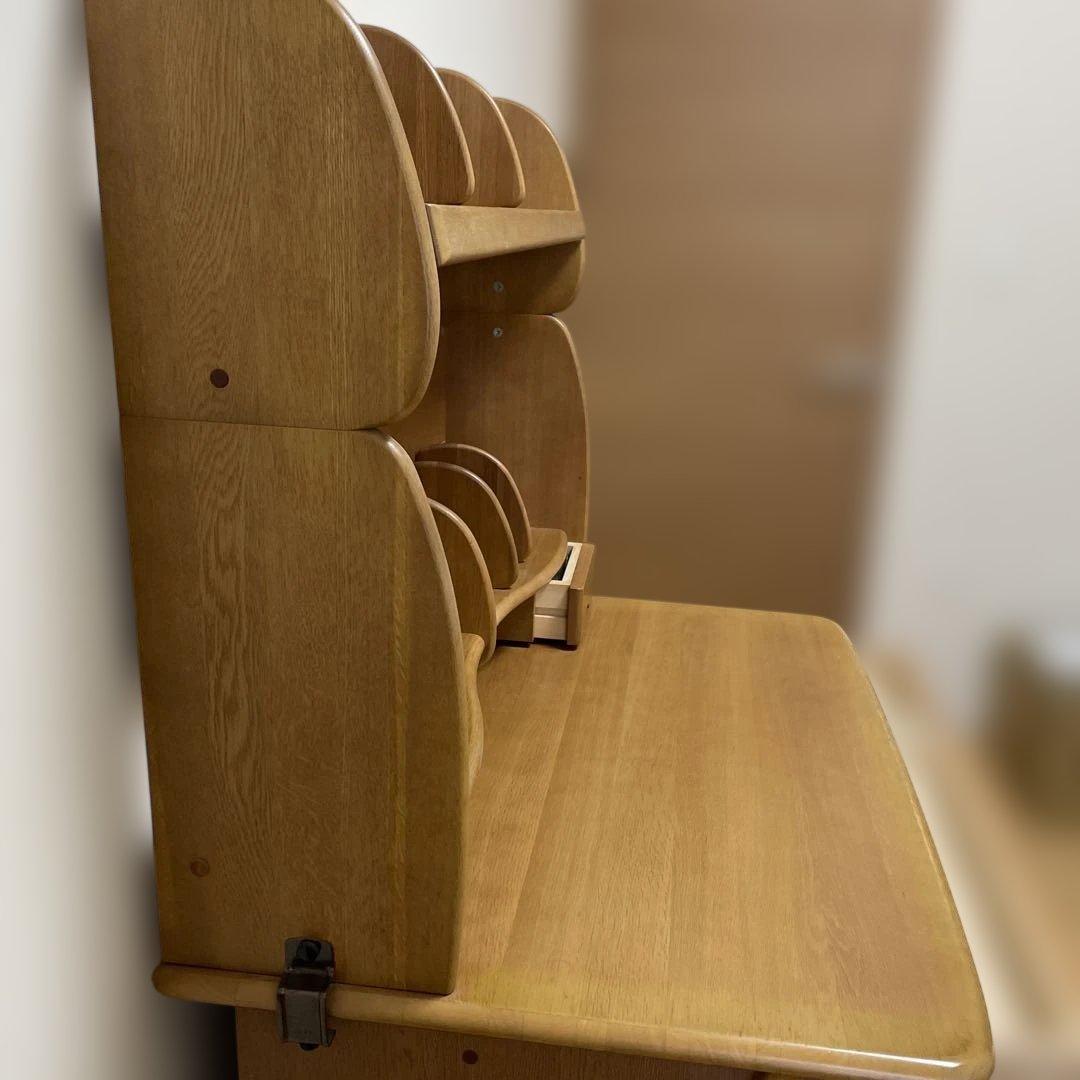 カリモク学習机、天然木机、