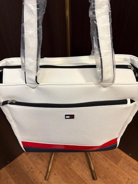 トミーヒルフィガーTHMG3FB5トートバッグ ホワイト/レッド 新品