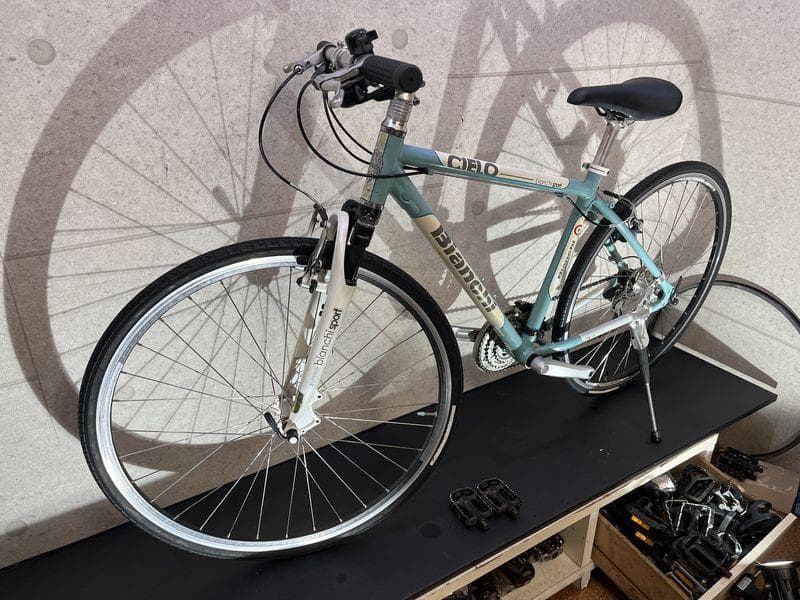 Bianchi Sport CIELO ビアンキ　クロスバイク
